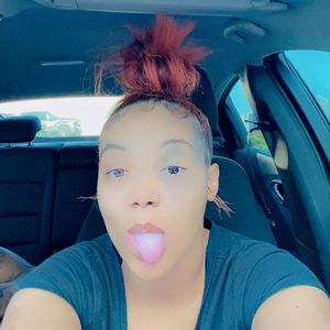 Meet your Posher, Tiara